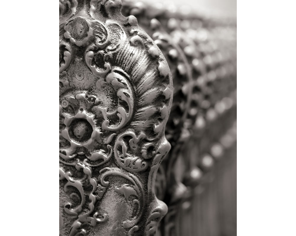 Carron Antoinette cast iron radiator, hand burnished section detail