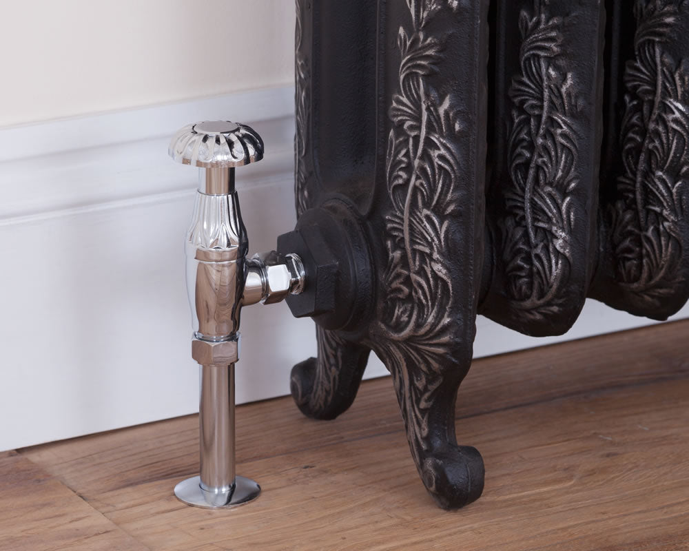 Carron Crocus manual valve in chrome installed on a radiator