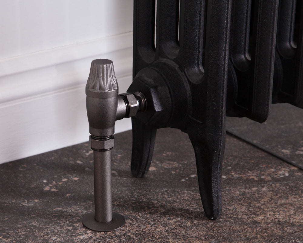 Carron Crocus manual valve in pewter lockshield