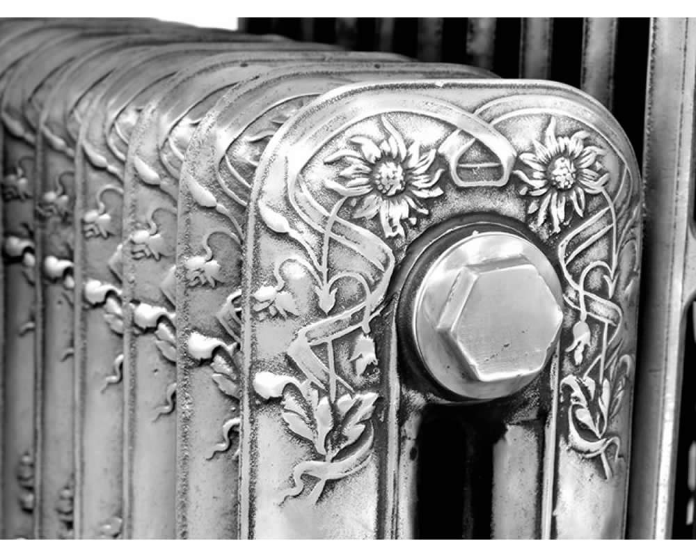 Carron Daisy cast iron radiator, hand burnished detail top
