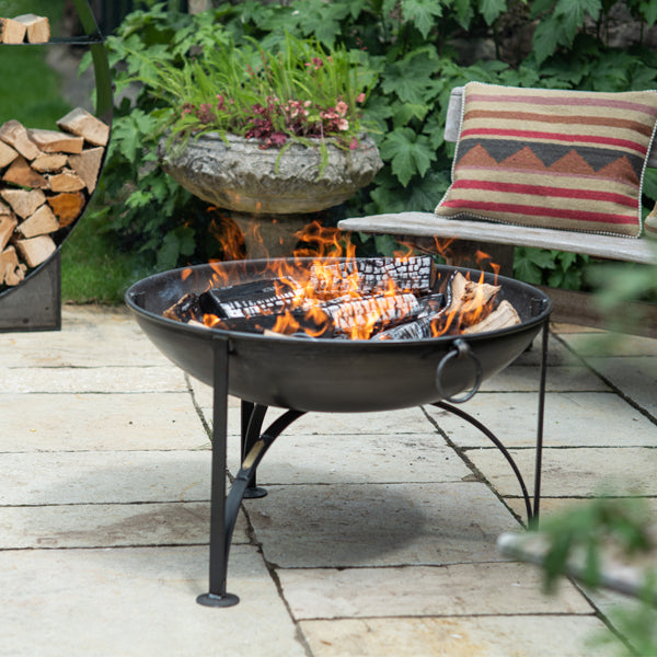 BBQ King 80 fire pit with the swing arm racks removed