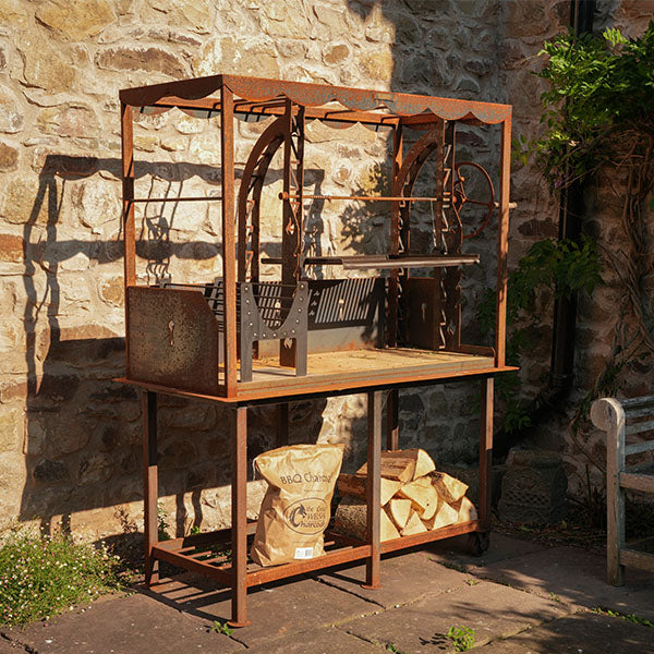 Asado Maximo with a weathered rust patina