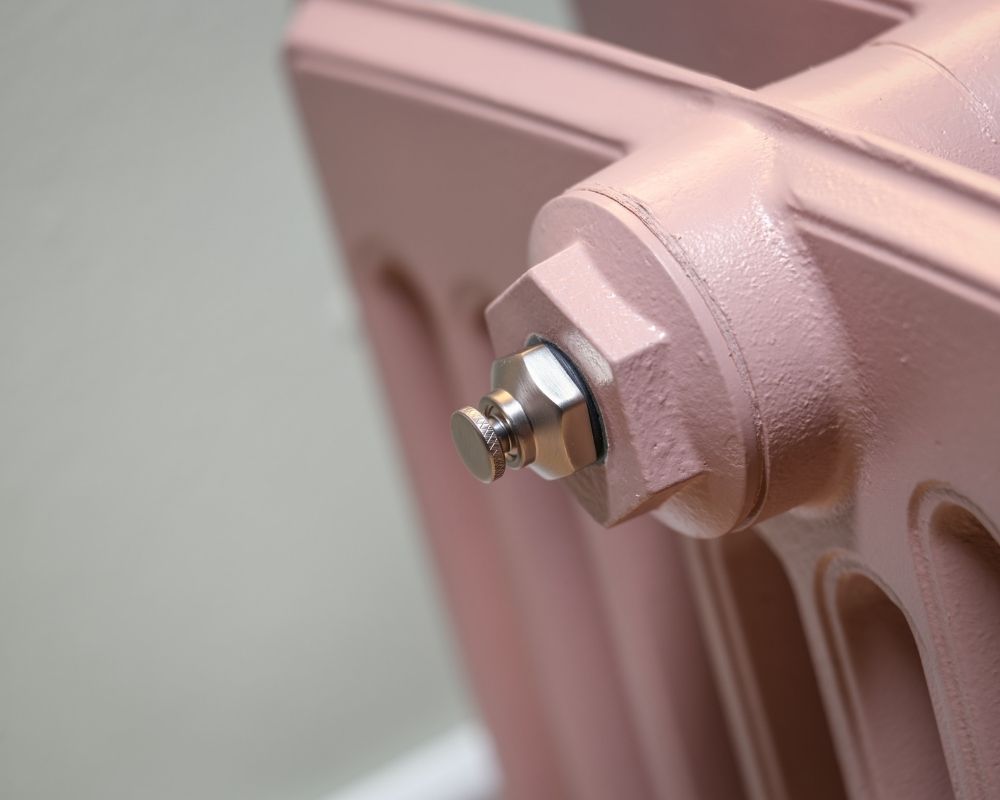 Carron Rathmell 9 Column Low Level cast iron radiator, rathmell Farrow and Ball sulking room pink detail