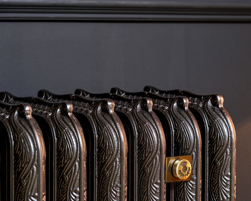 Carron Ribbon 4 Column cast iron radiator, section detail