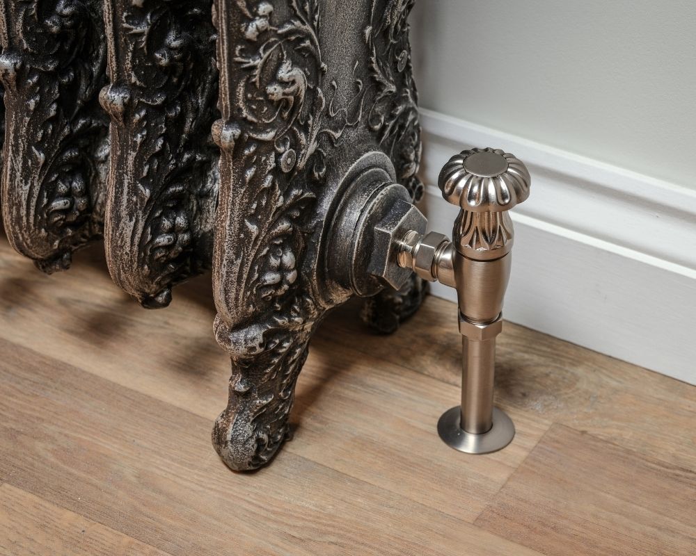 Carron Verona cast iron radiator, antiqued silver feet