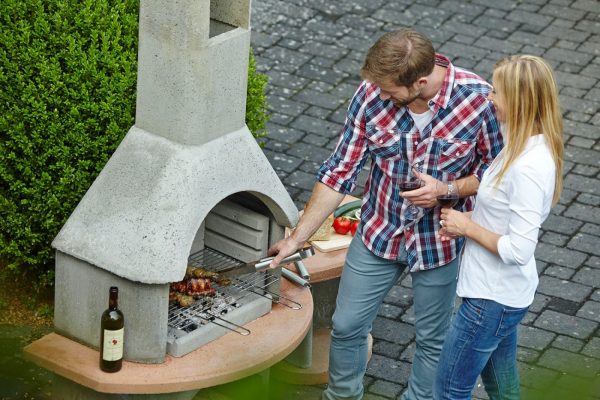 Buschbeck Carmen Masonry BBQ With Side Table